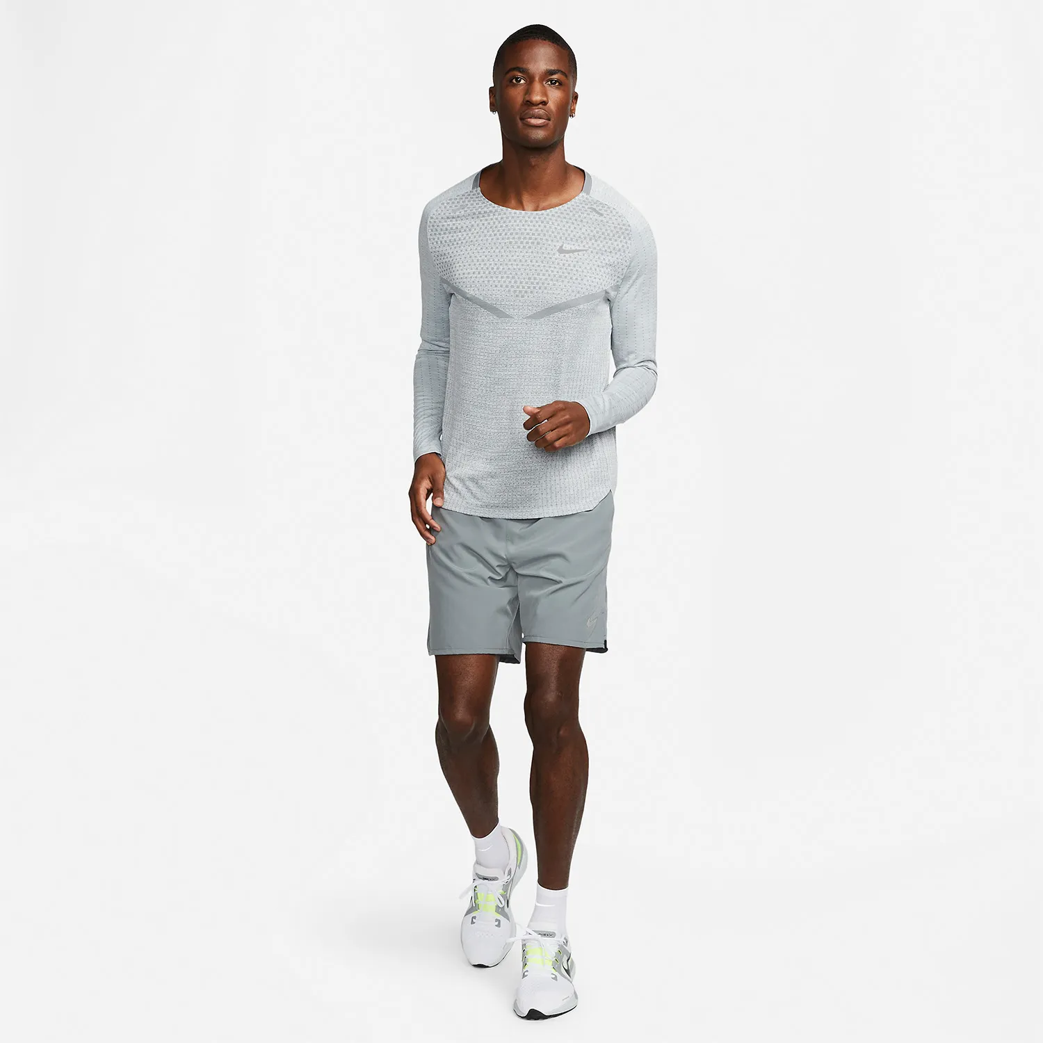 Nike Challenger 2 in 1 7in Shorts