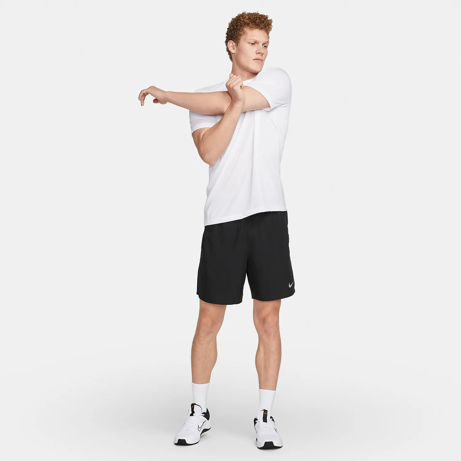 Nike Challenger Logo 7in Shorts