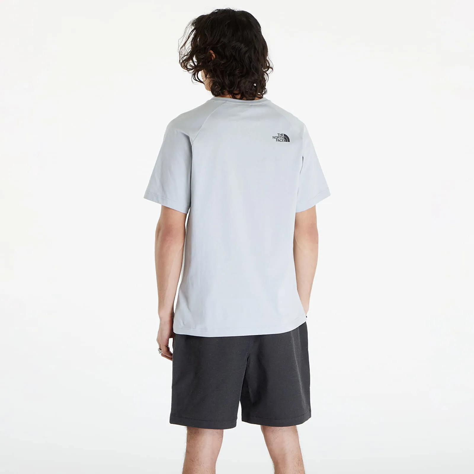 The North Face Raglan Redbox Tee High Rise Grey