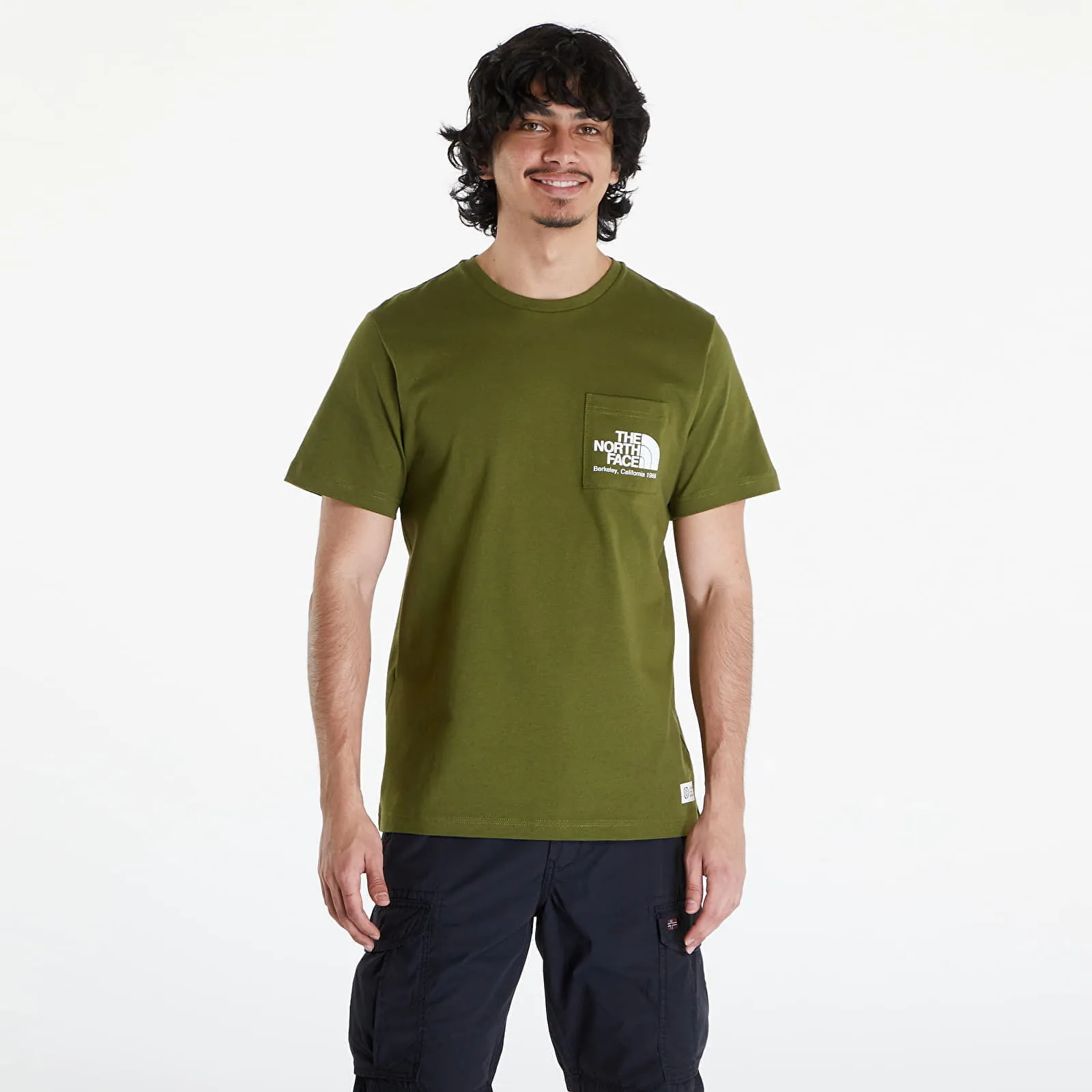 The North Face T-Shirt Berkeley California Pocket S/S Tee Forest Olive